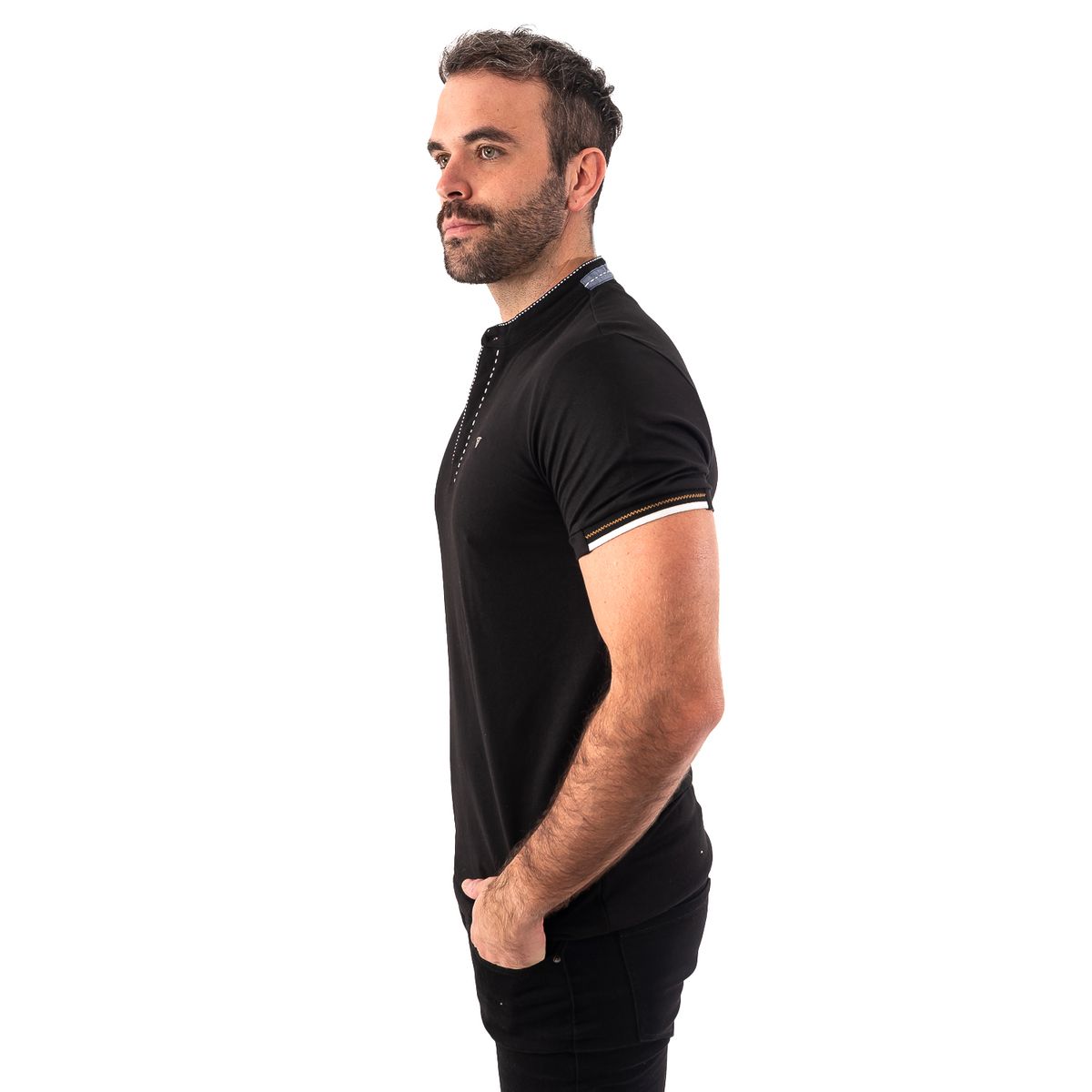 PARROT - Polera Manga Corta Slim Fit