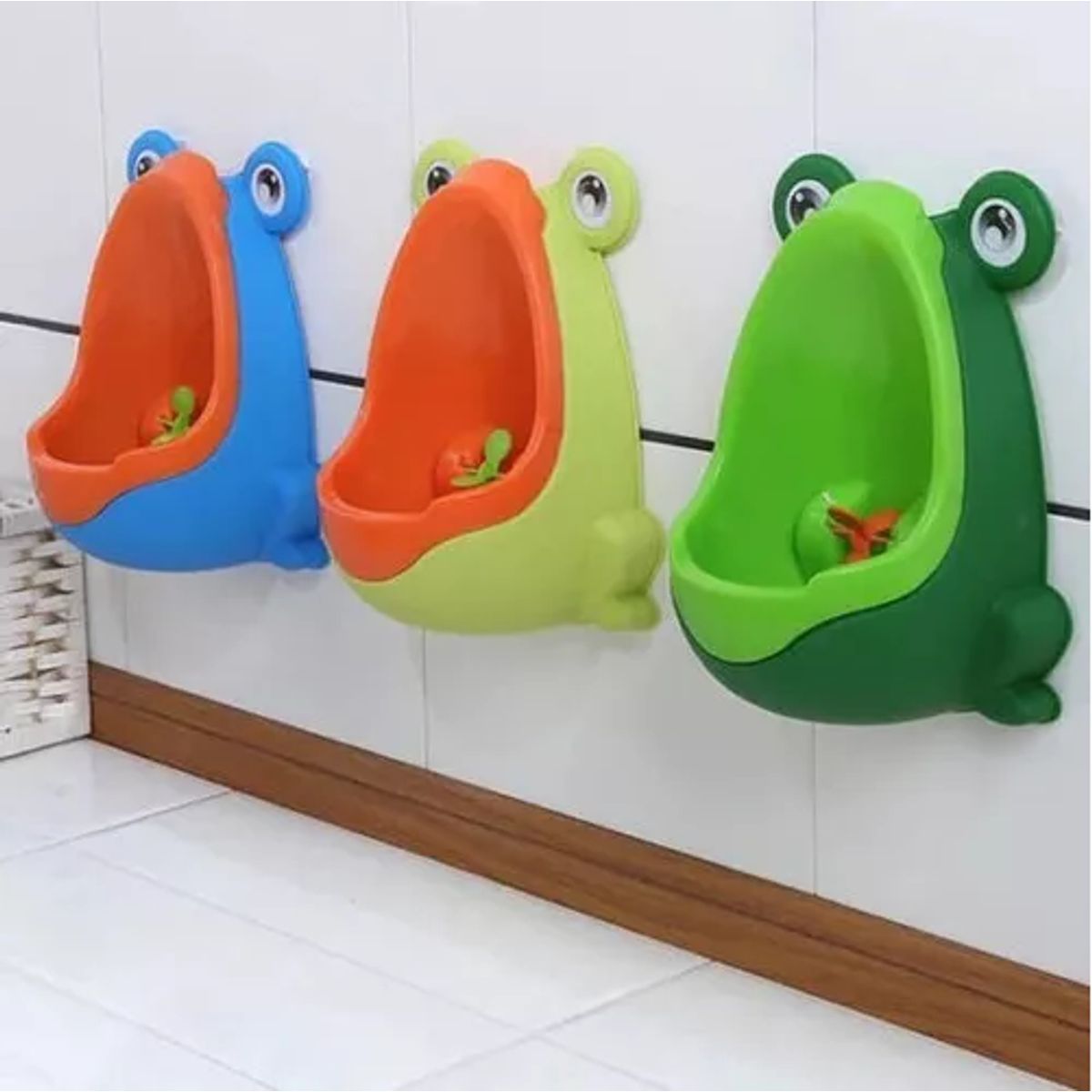 GENERICO - Urinario de pared Ranita para niños color verde