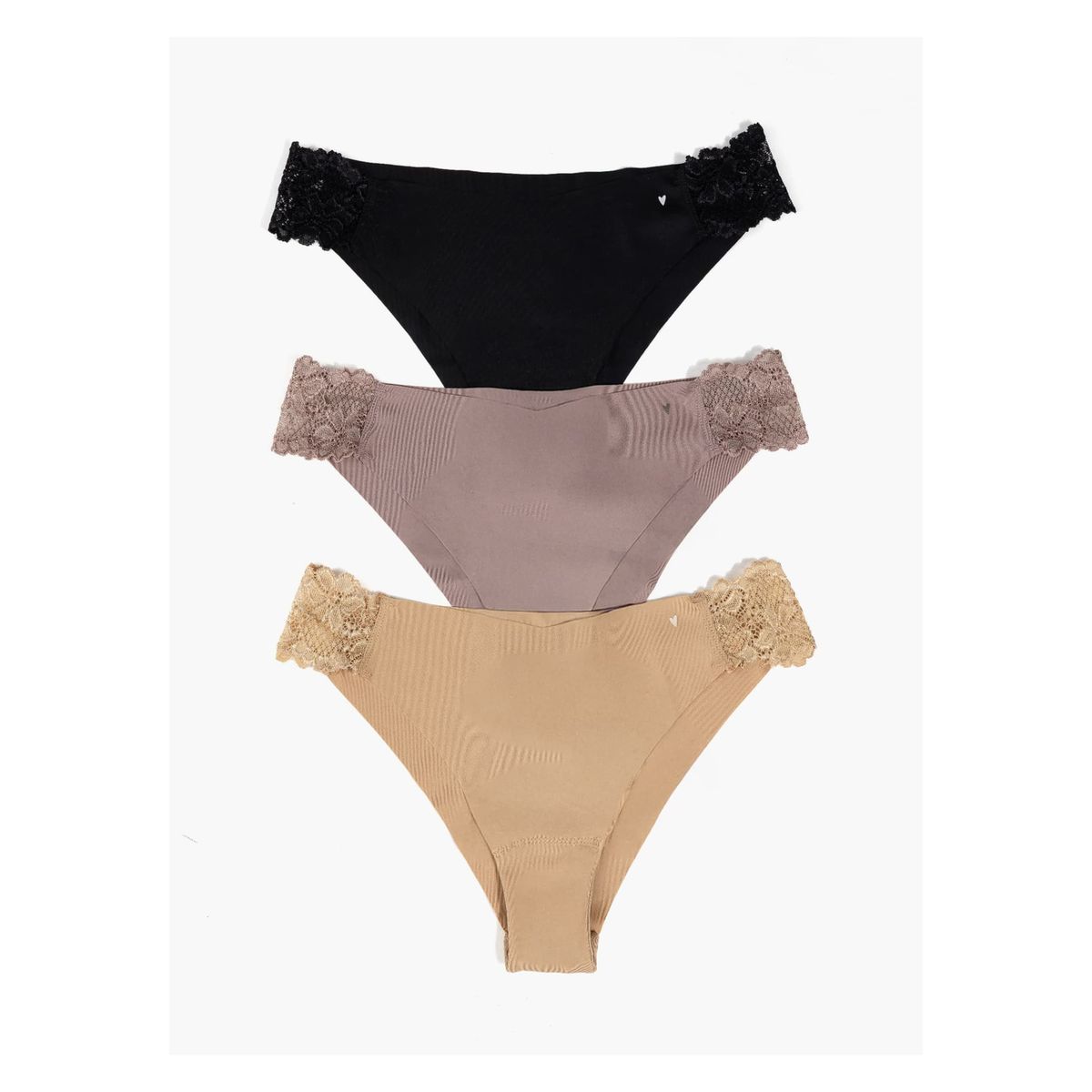 LOUNGE - Set 3 Calzones Detalle Corazón Dreamy LOUNGE