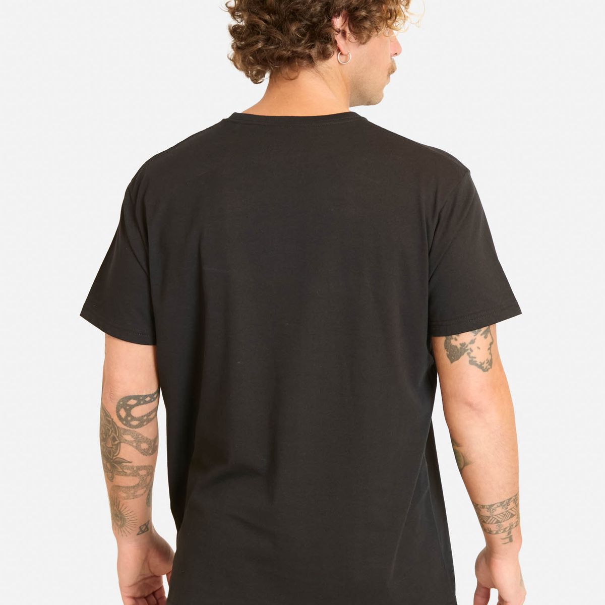 MAUI AND SONS - Polera MC Bokov Negro Hombre Maui And Sons - Negro