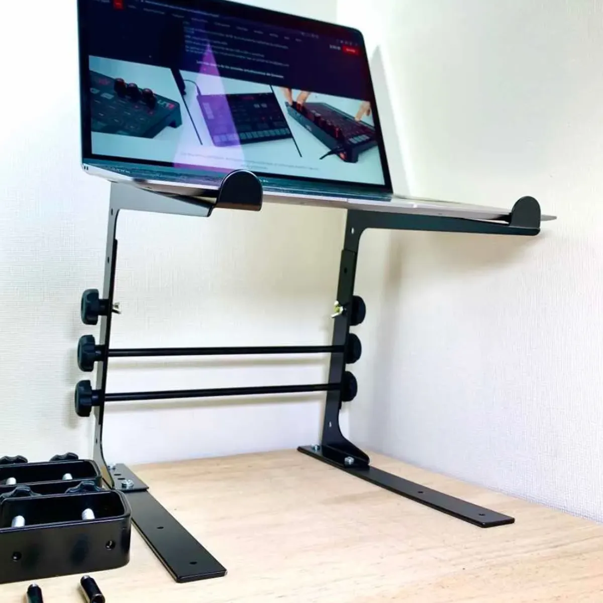 GENERICO - Soporte Dj Laptop Portatil Notebook