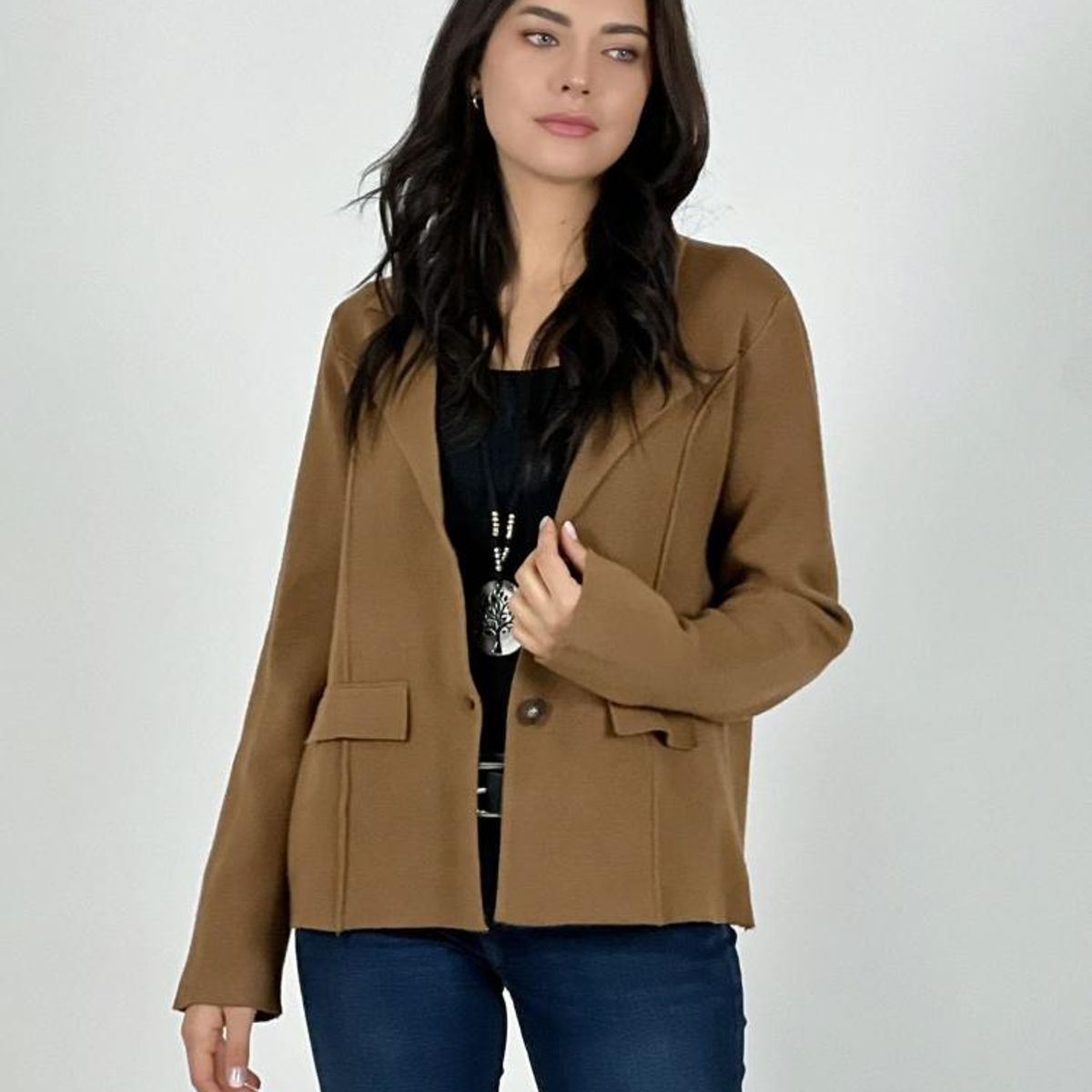 ENIGMATICA BOUTIQUE - Blazer Cuello V 2 Botones - Negro