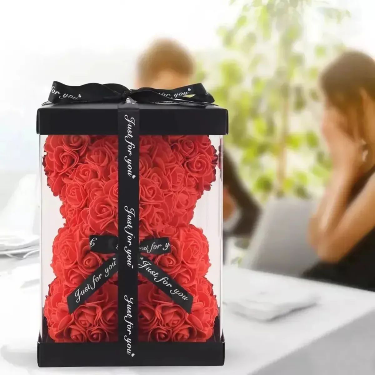 MOVI - Oso de Peluche con Rosas Eternas Color Rojo - Un Detalle Inolvidable