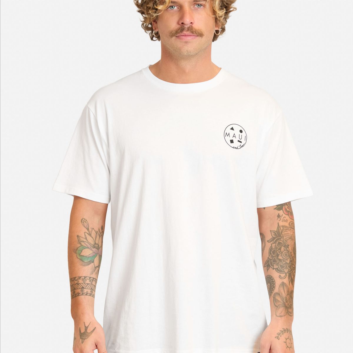 MAUI AND SONS - Polera MC Yanika Blanco Hombre Maui And Sons
