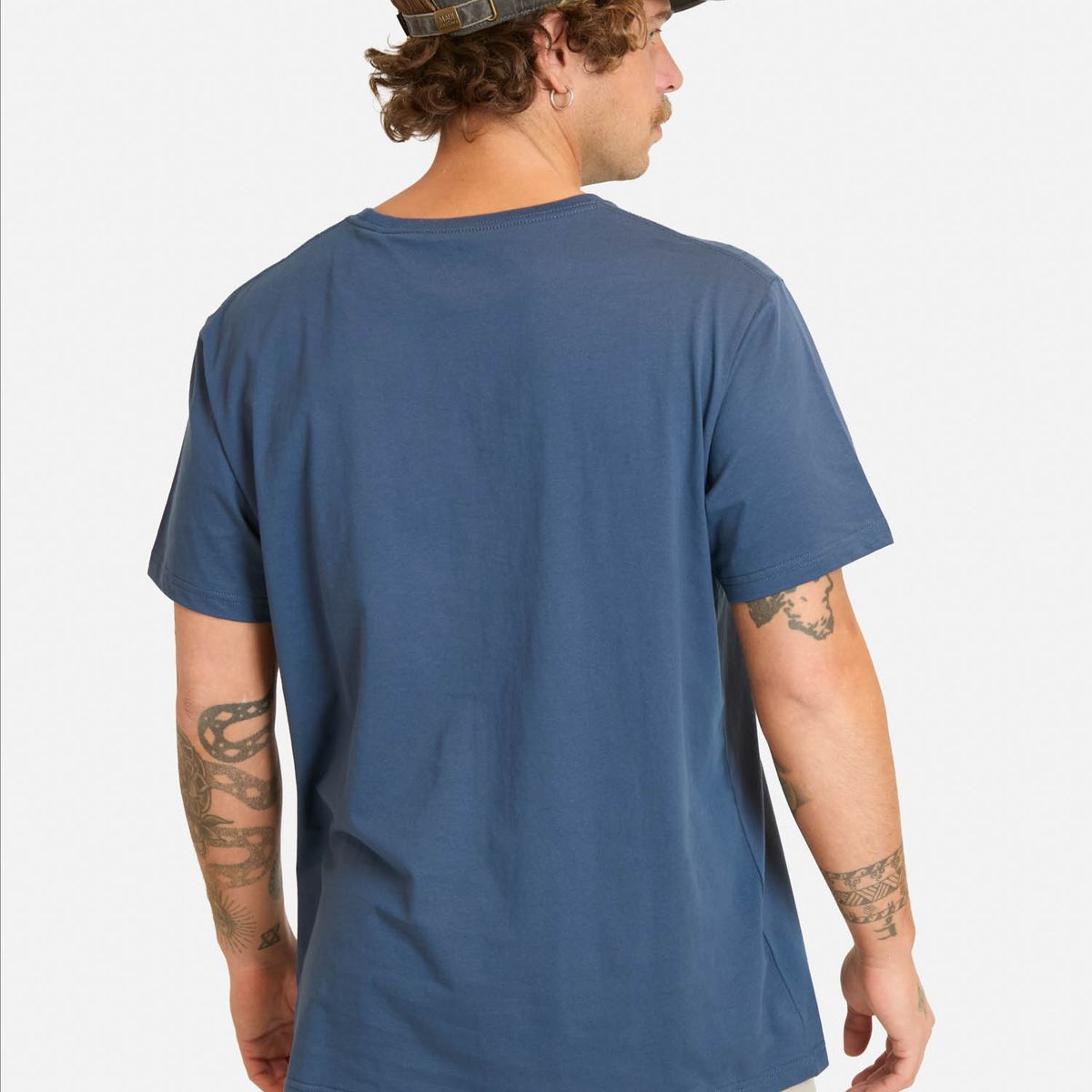 MAUI AND SONS - Polera MC Yanishi Celeste Hombre Maui And Sons - Celeste