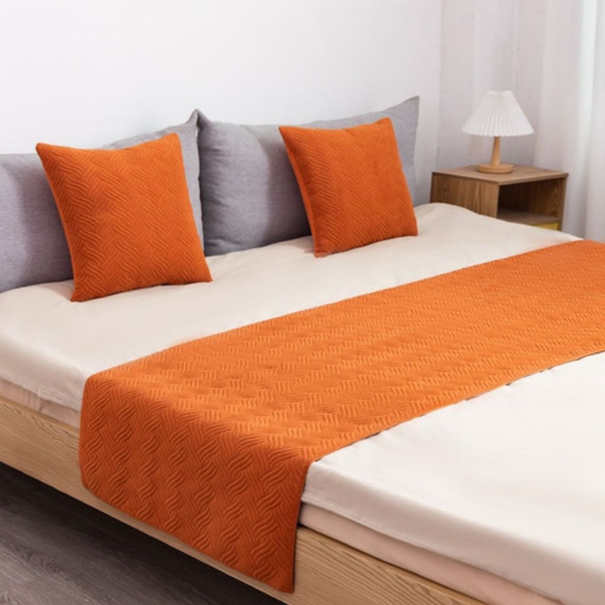 GENERICO - JUEGO DE PIECERA DE CAMA CON 2 FUNDAS MODELO PLUSH NARANJA