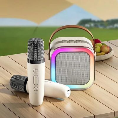 Imagen 2 del producto Karaoke Portátil Doble Micrófono Bluetooth con Mini Parlante RGB