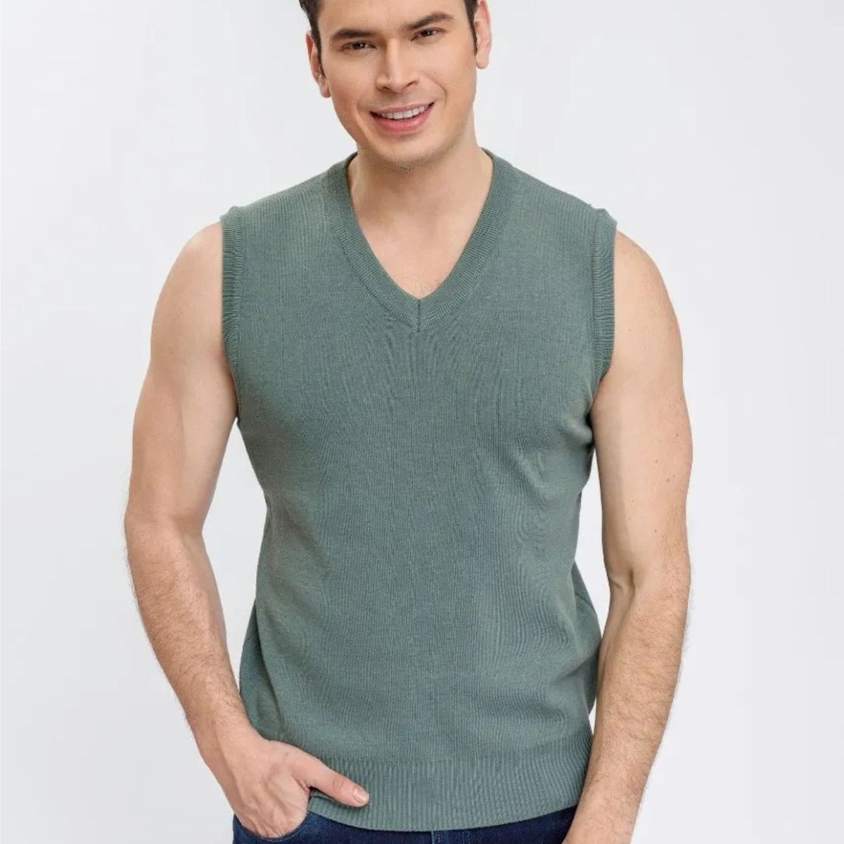 LOOK SHOP - Sweater Sin Mangas Hombre Cuello V, Excelente Calidad 131