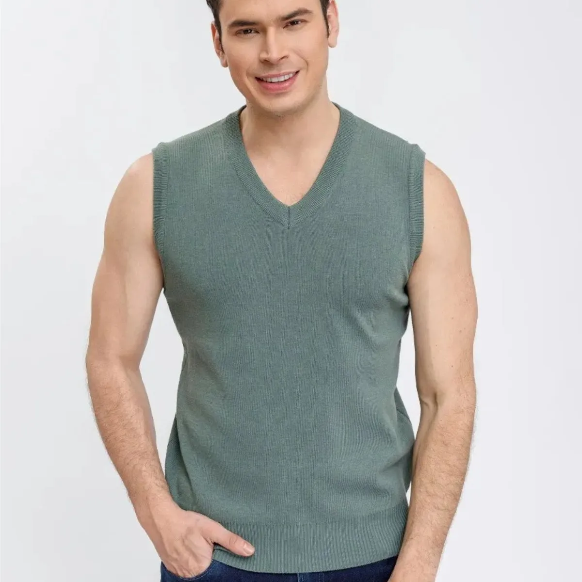 LOOK SHOP - Sweater Sin Mangas Hombre Cuello V, Excelente Calidad 131