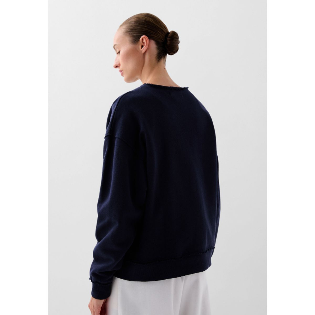 SCALPERS - POLERÓN ESCOTE PICO