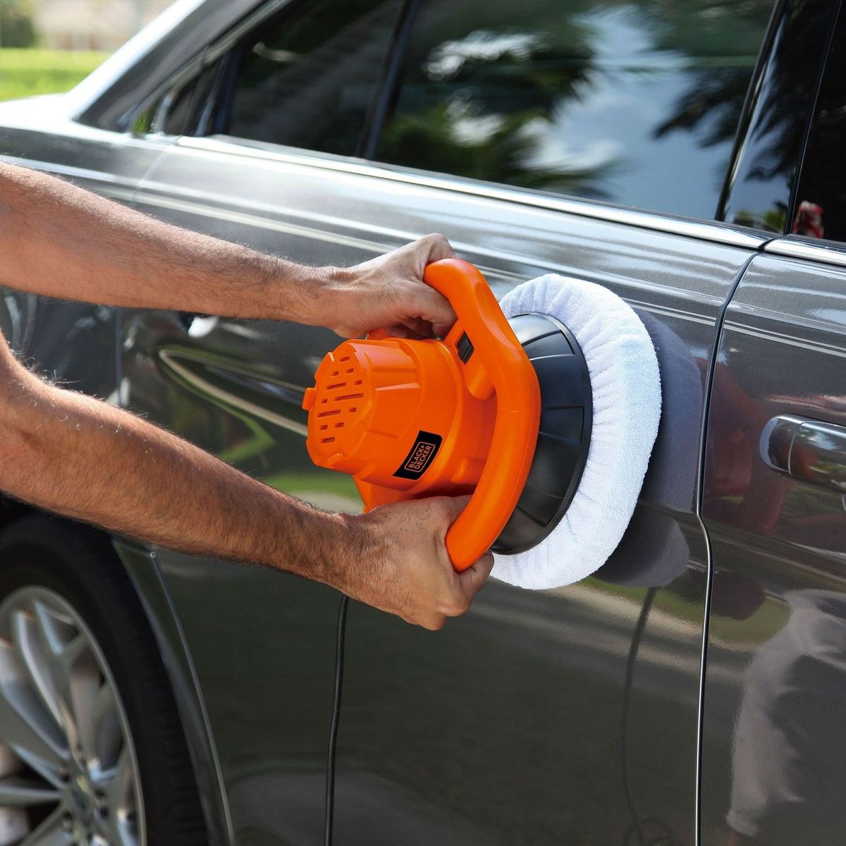 BLACK+DECKER - Pulidora Orbital 120W BLACK+DECKER