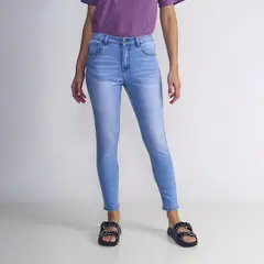 ELLUS - Jeans Mujer Gisele Tiro Alto Azul claro