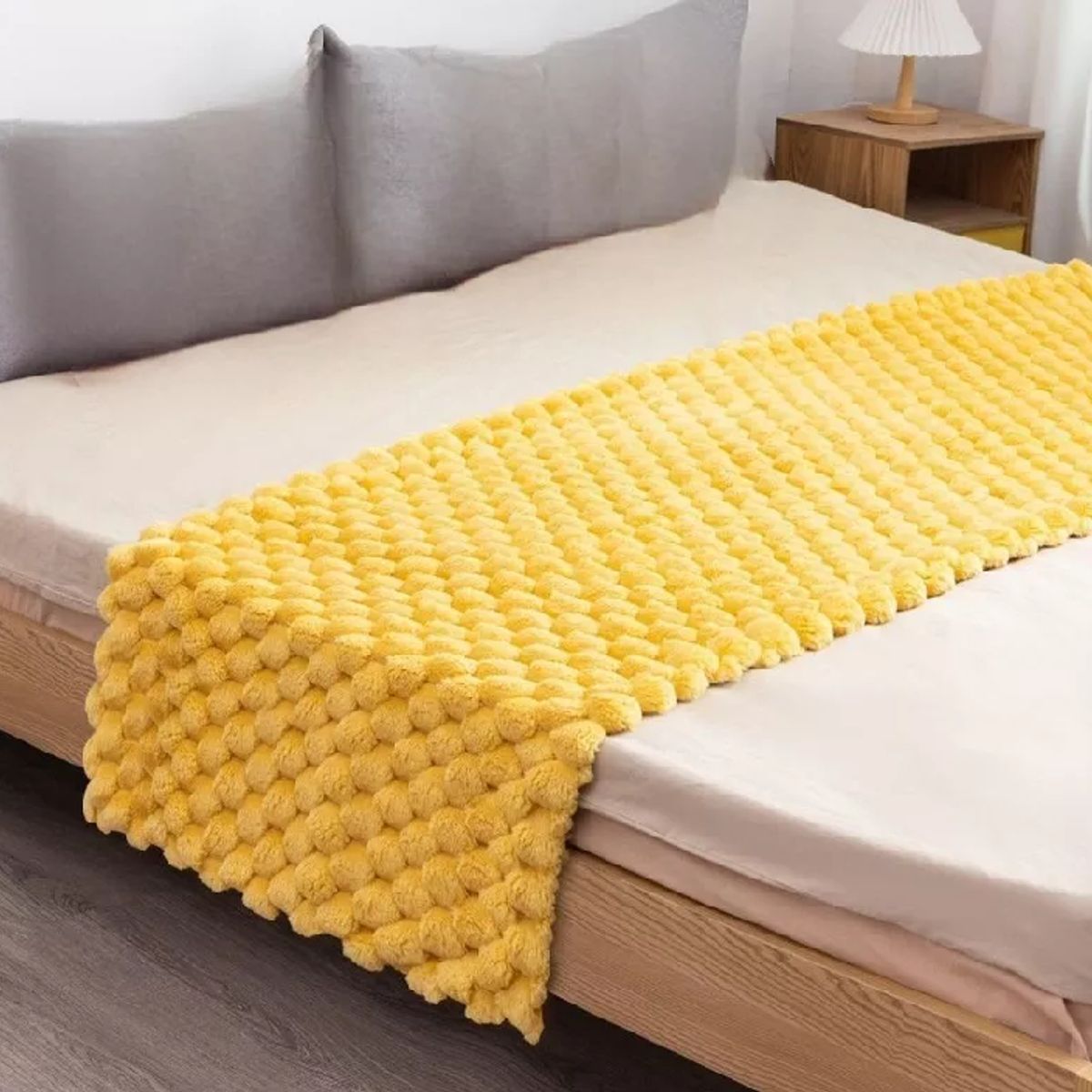 GENERICO - Piecera plush peludita 2 plazas o king 70x190 cm color amarillo