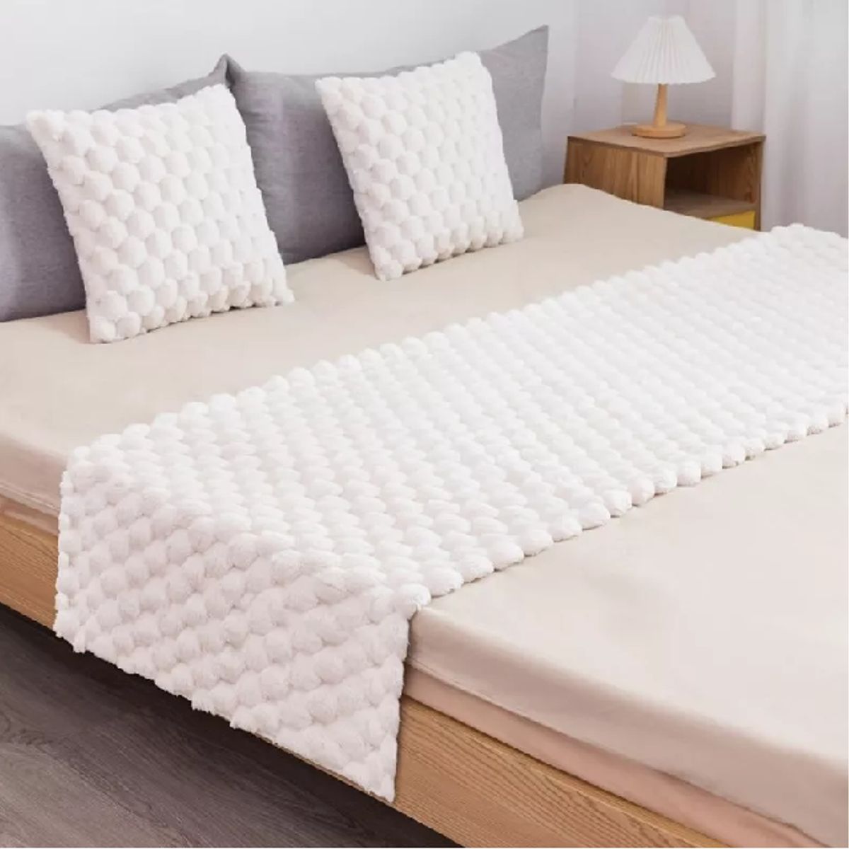 GENERICO - Piecera 70x190 cm + 2 fundas 45x45 cm plush peludita king color blanco