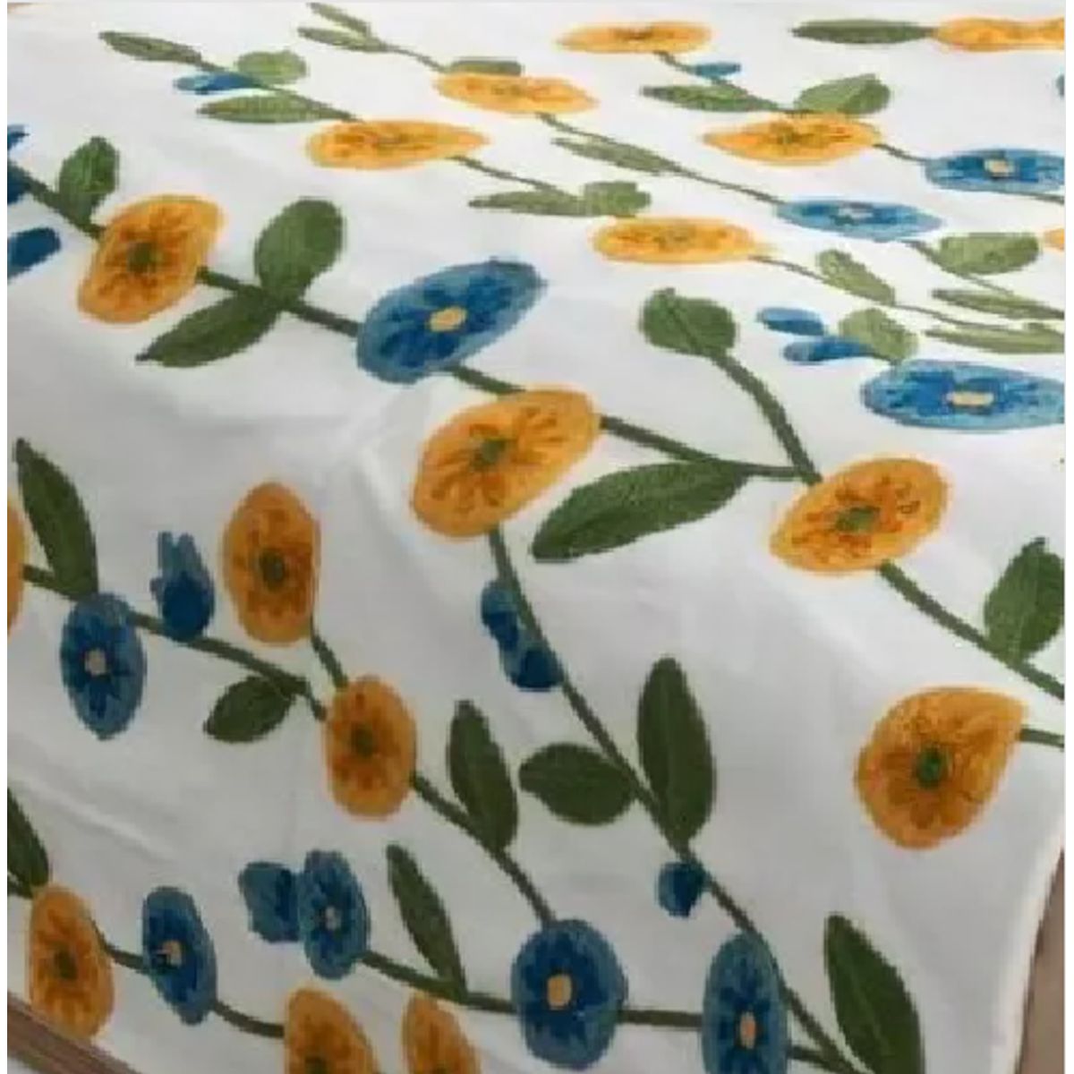 GENERICO - Piecera bordada + 2 fundas de cojín diseño floral 3 color blanco