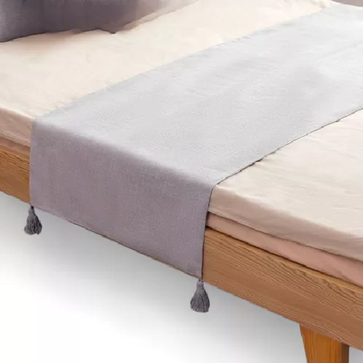 GENERICO - Piecera para cama 2 plaza - king en lino pompones  color gris