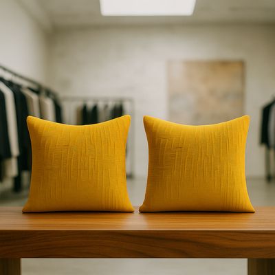 Imagen 2 del producto Pack 2 cubre cojín amarillo chenille 45x45 diseño elegante sala CL 744