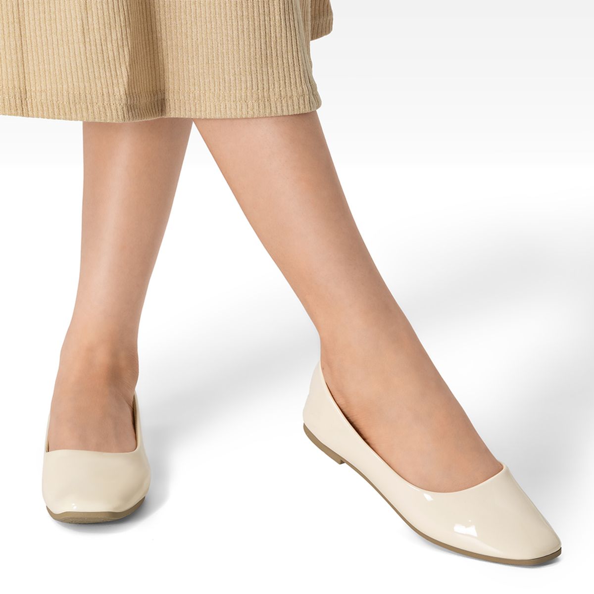 WEIDE - Ballerina Confort Charol Mujer  Weide YOU511