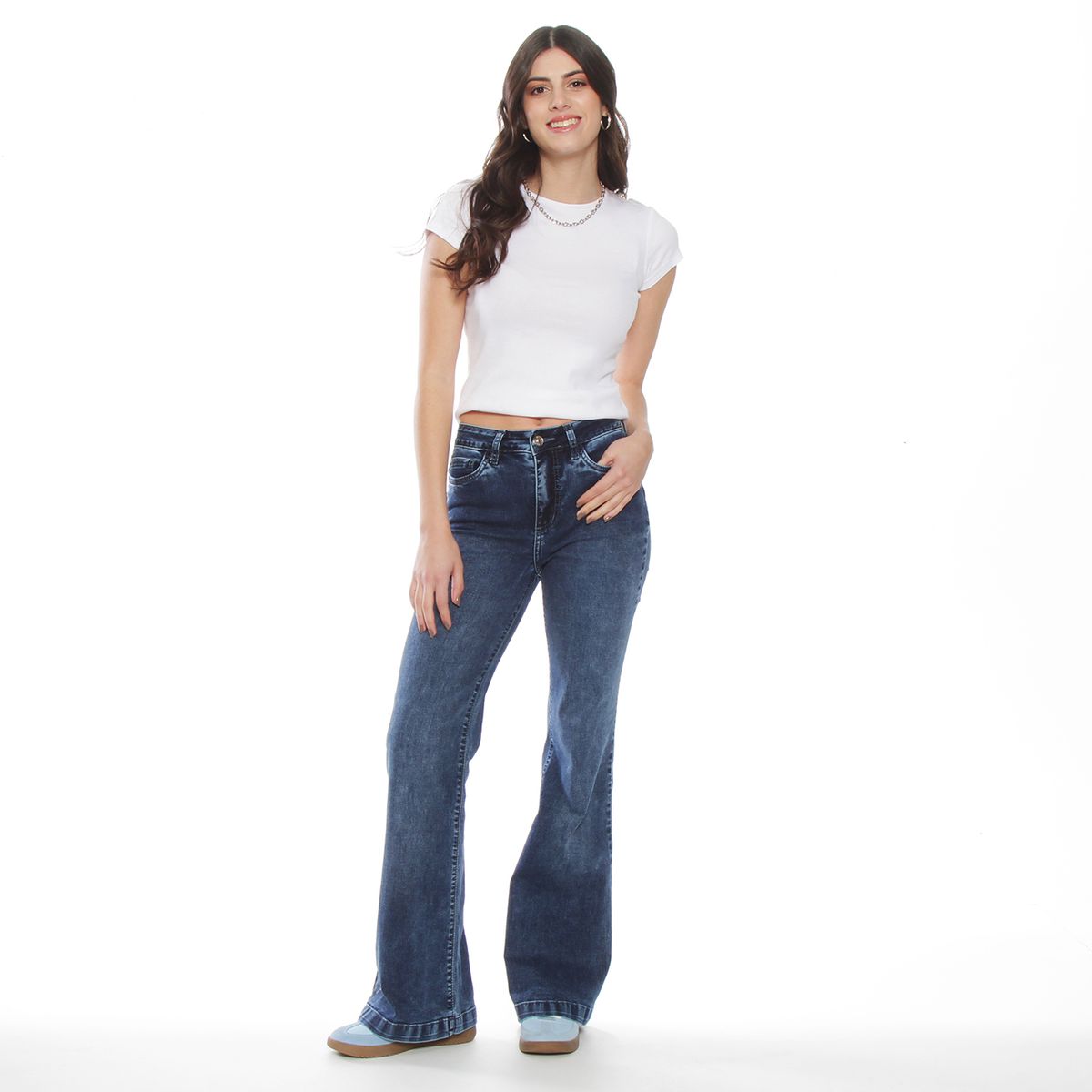 WADOS - JEANS FLARE TIRO ALTO PUSH UP BORDADO PRETINA BASICA 1 BOTON