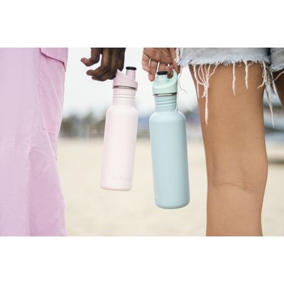 Imagen 2 del producto Clásica Botella Deportiva de 800 ML con Tapa Sport