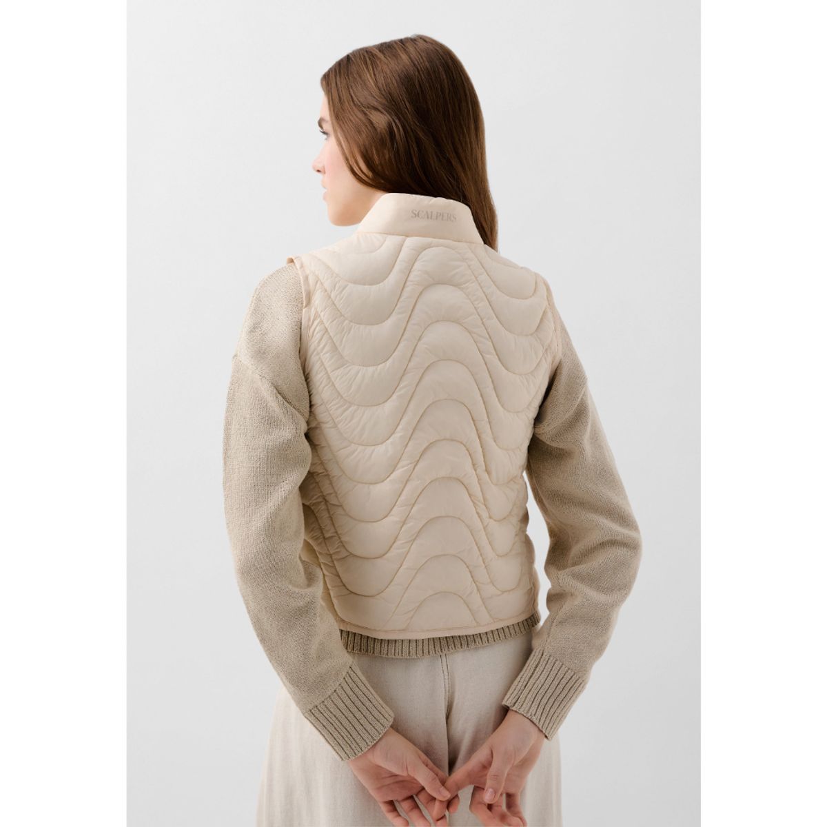 SCALPERS - CHALECO ACOLCHADO ONDAS