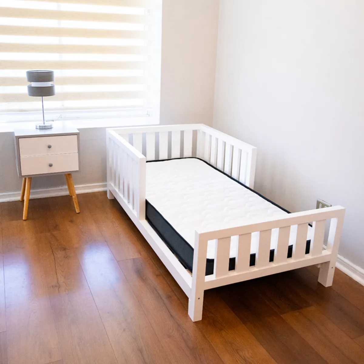 GENERICO - Cama de transición blanca Incluye colchón