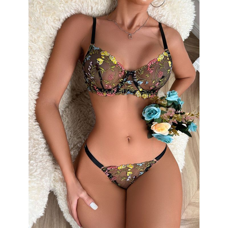 VELVET - Set Lenceria Beatrice Bordado Negro Mujer