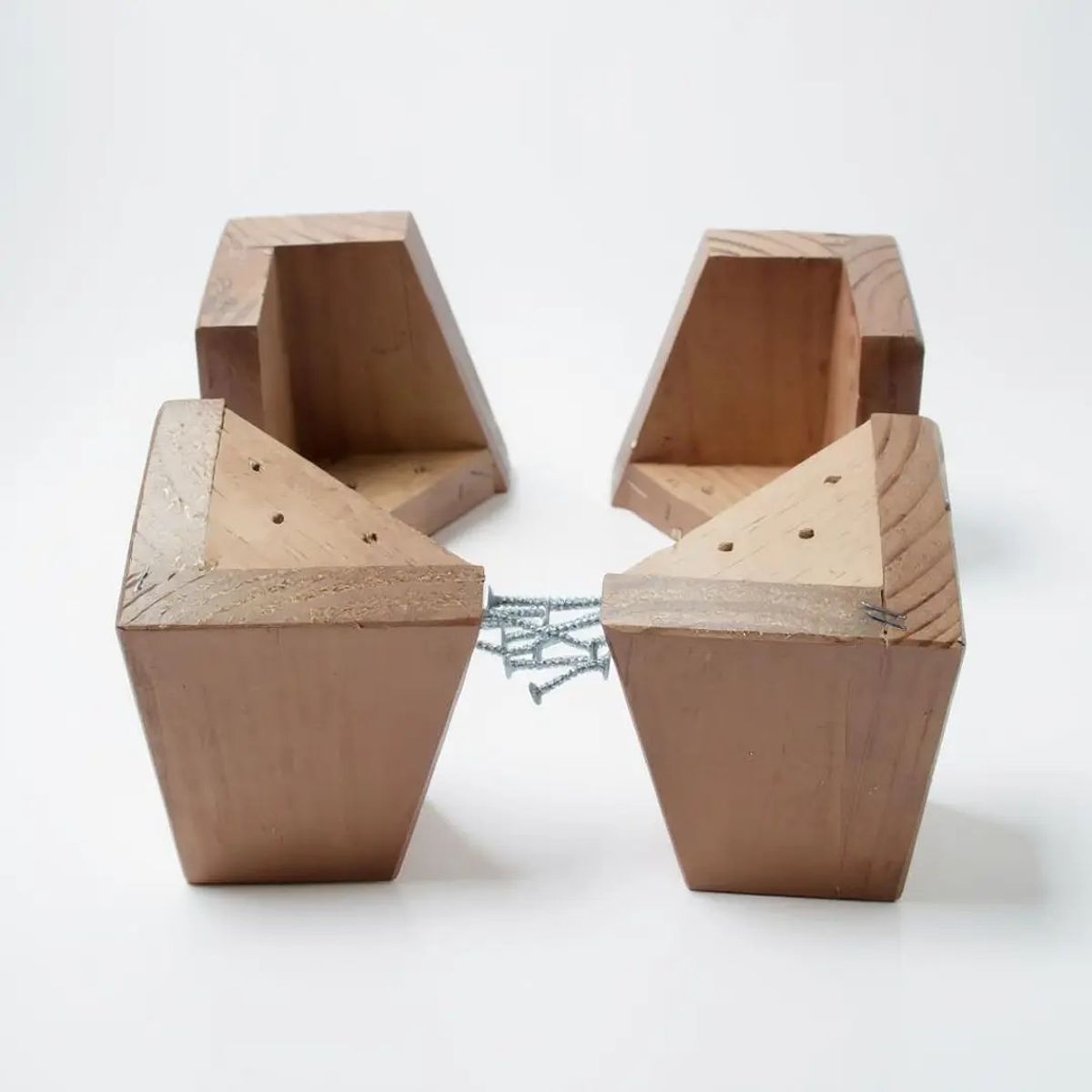 BLOCCARE - Kit De 4 patas Rectas Para Cama Europea Altura 11 cm - Color Roble Oscuro