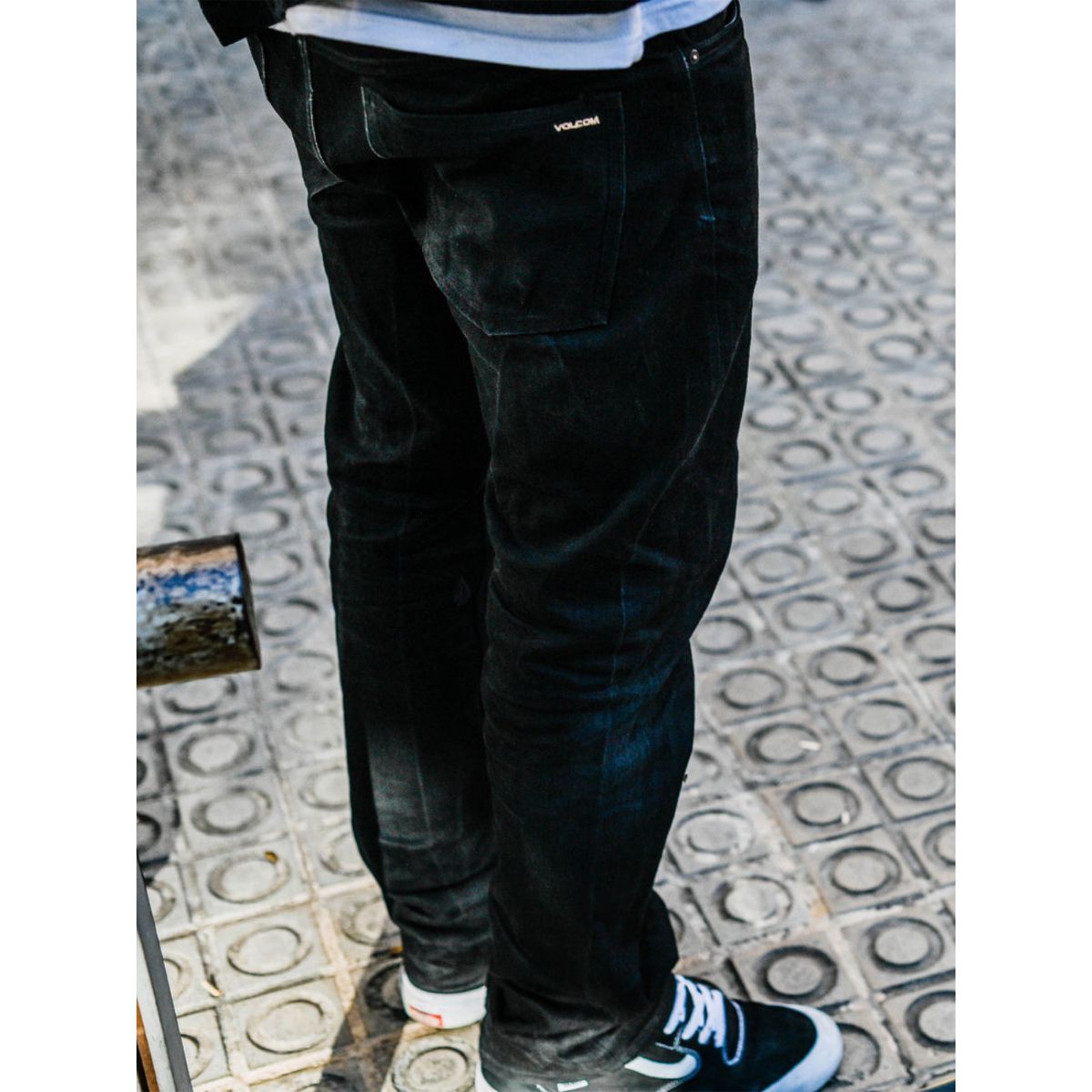 VOLCOM - Jeans Solver Modern Fit Negro Hombre Volcom