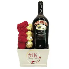 GENERICO - Box Cuadrado Rosas Bombones y Baileys