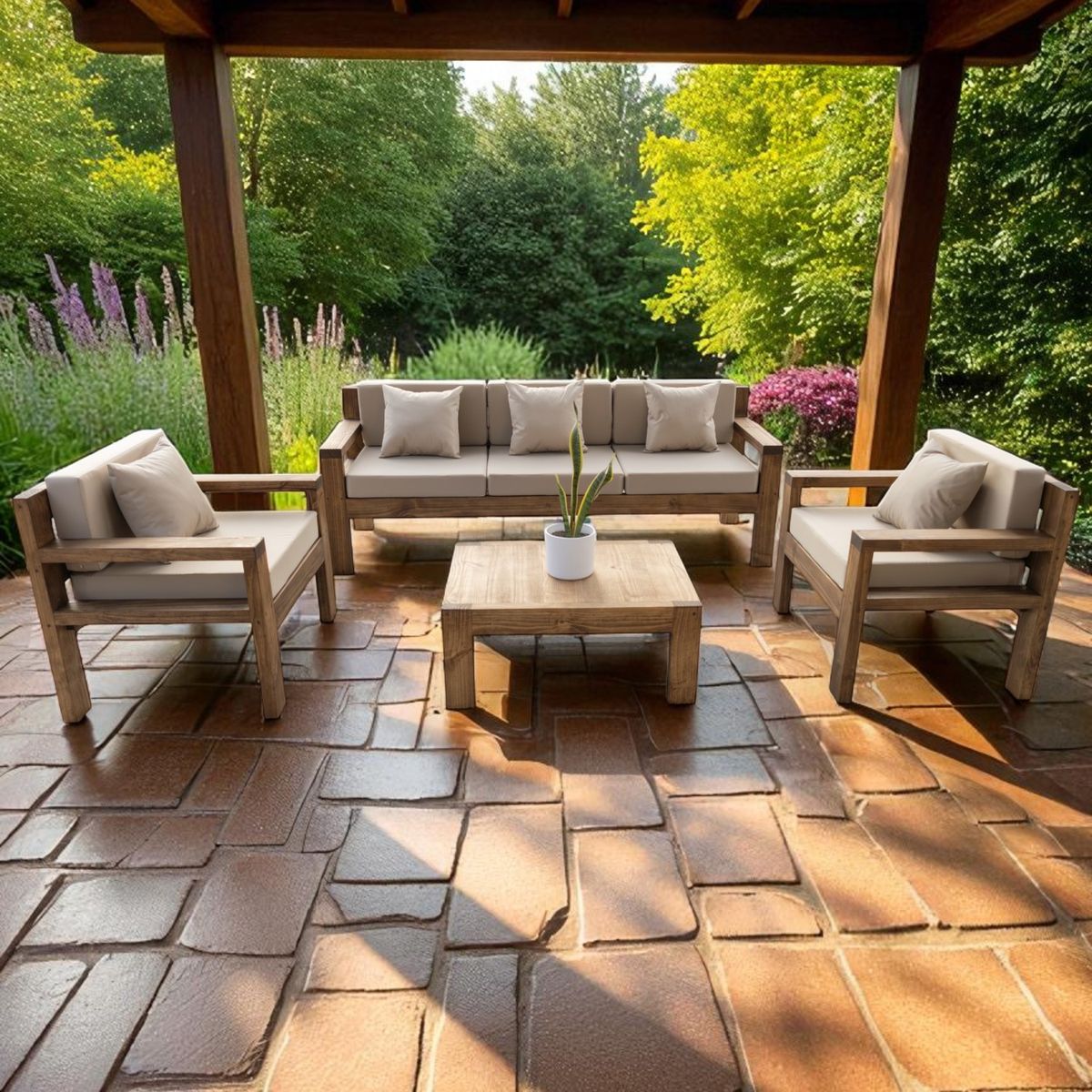 MIARUSTE - TERRAZA RÚSTICA MIARUSTE MODELO AMBAR 5 CUERPOS COLOR ROBLE COJINERÍA BEIGE.