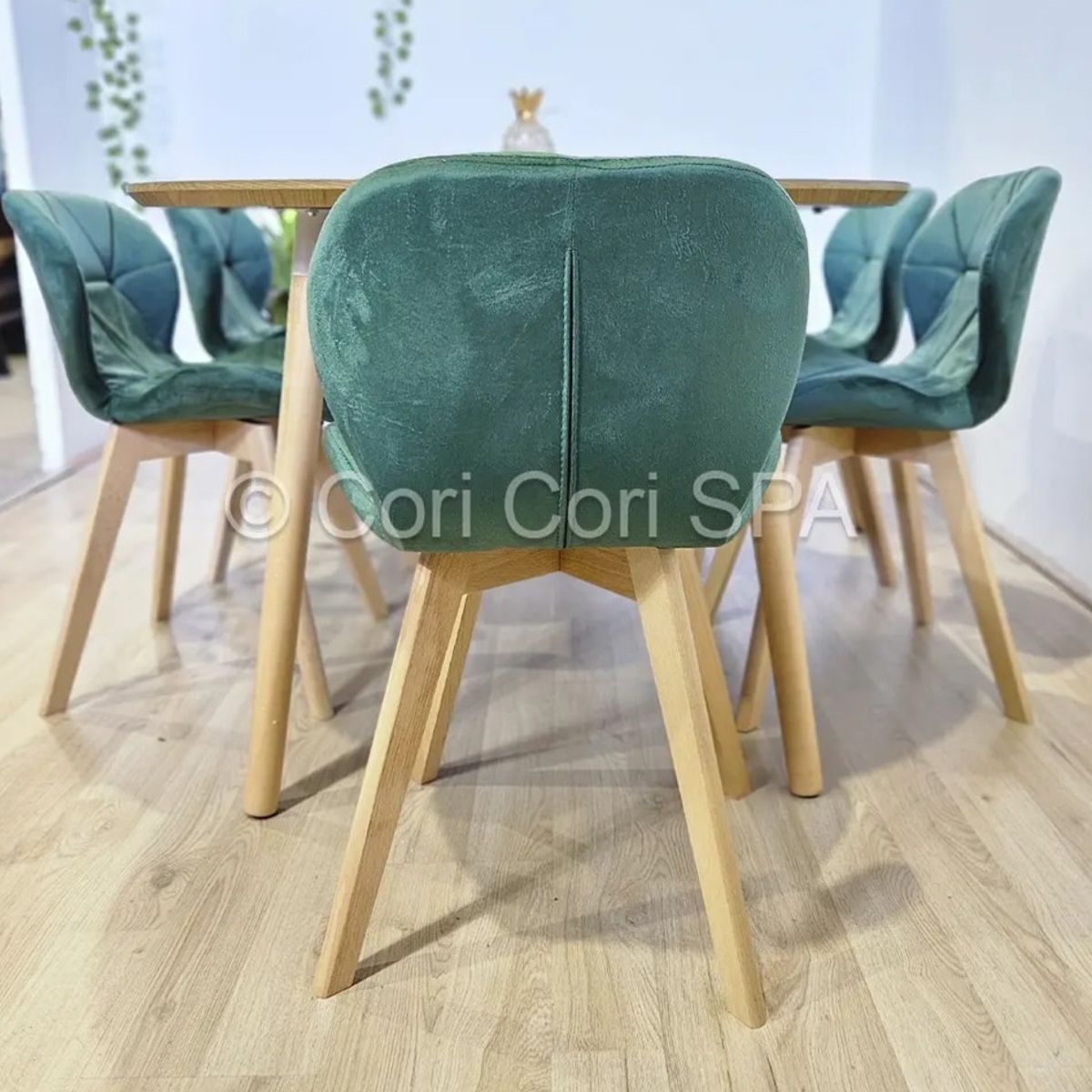 CORI CORI - Comedor Mesa Expandible 100-140-180cm + 4 Sillas Mariposa Velvet Verde