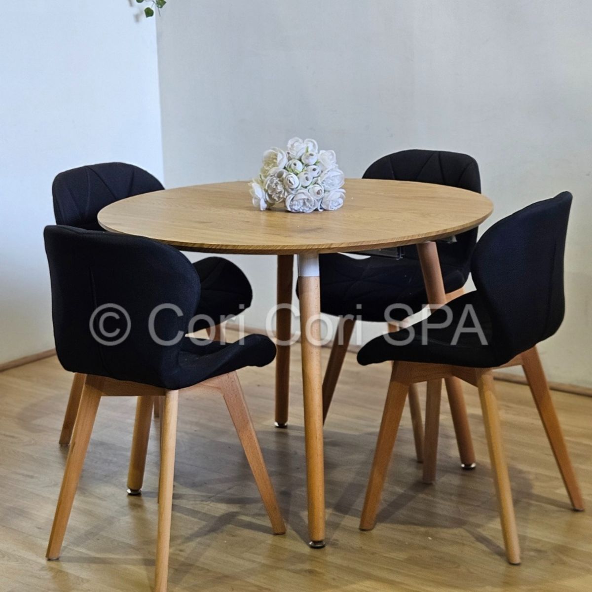 CORI CORI - Comedor Mesa Expandible 100-140-180cm + 4 Sillas Mariposa Lino Negro