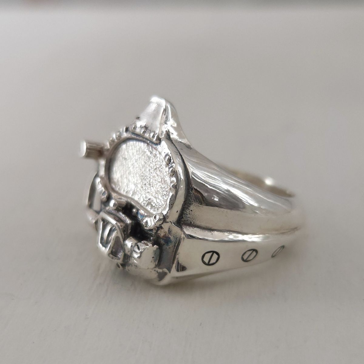 GENERICO - Anillo de Plata 950 Hombre Casco de Buzo