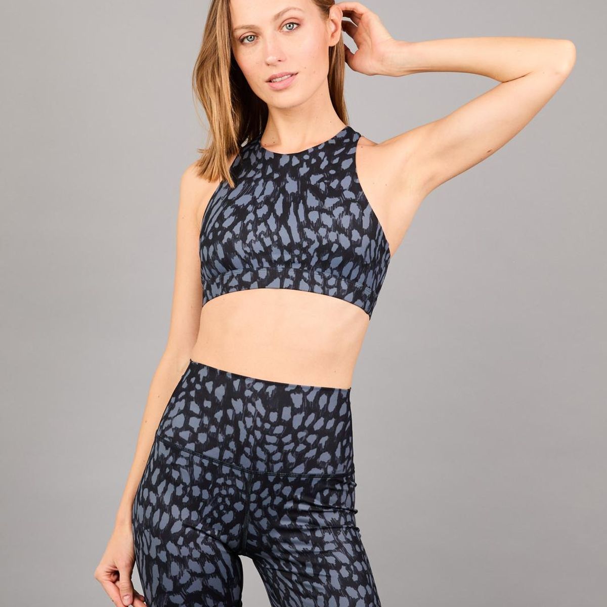 THEA - Peto Hecate Animal Grey - Sujeción Media / Alta