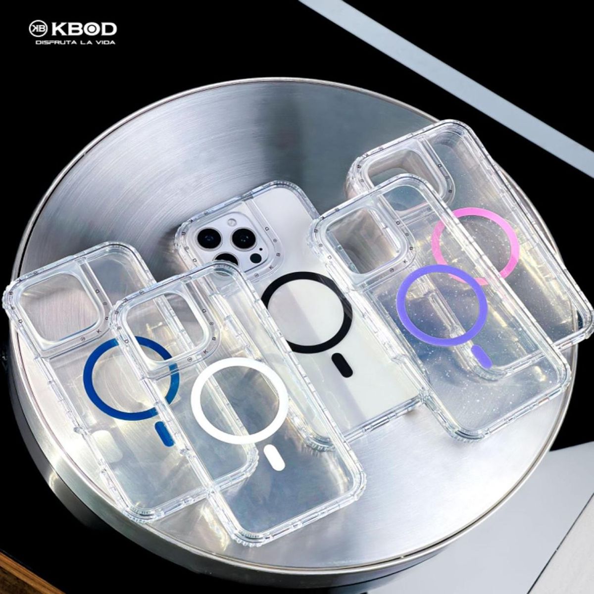 KBOD - Carcasa 360 Transparent Magnetic Kbod Urban Play Para iPhone 15 Blanco