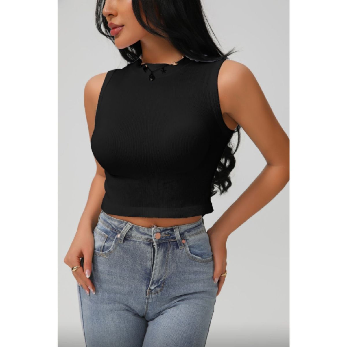LIKE SHOP - Polera Corta Mujer Top Sin Manga Full Elasticada Cuello Alto 9009