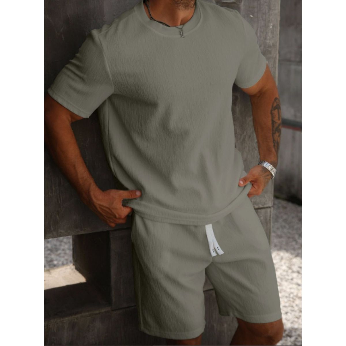LIKE SHOP - Conjunto Hombre Short y Polera Tendencia Urbana Liso 0267