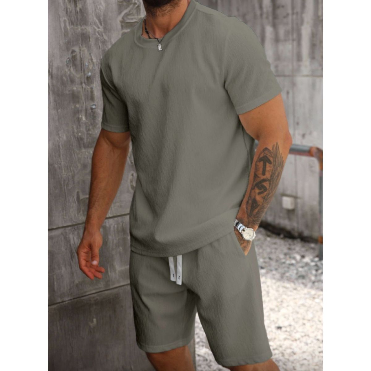 LIKE SHOP - Conjunto Hombre Short y Polera Tendencia Urbana Liso 0267