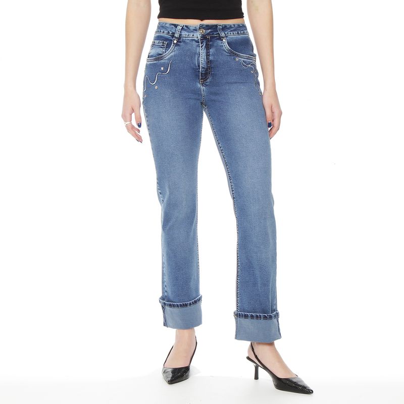 WADOS - JEANS RECTO TIRO ALTO PRETINA BASIC 1 BOTON APLICACION BORDADO Y STRAS