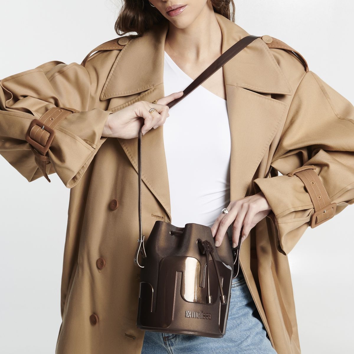 MELISSA - Melissa Station Bucket Bag Bronce