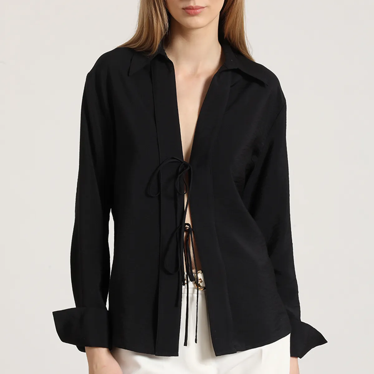 LIOLA - Blusa amarras Liola mujer negro