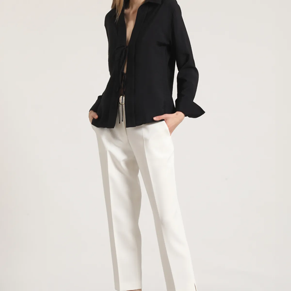 LIOLA - Blusa amarras Liola mujer negro