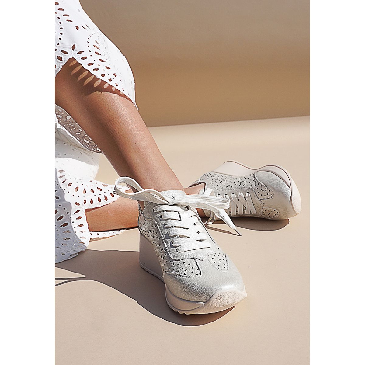 DEGAS - Zapatilla Cuero Felisa Dorado DEGAS