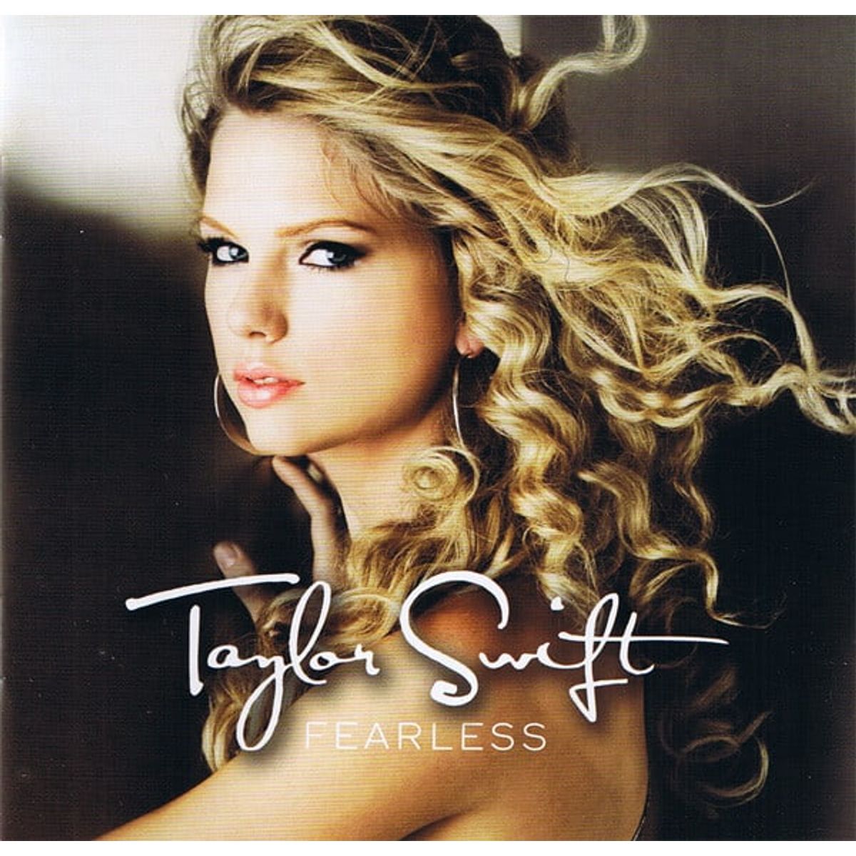 GRUPO LASER DISC - CD TAYLOR SWIFT FEARLESS 1CD