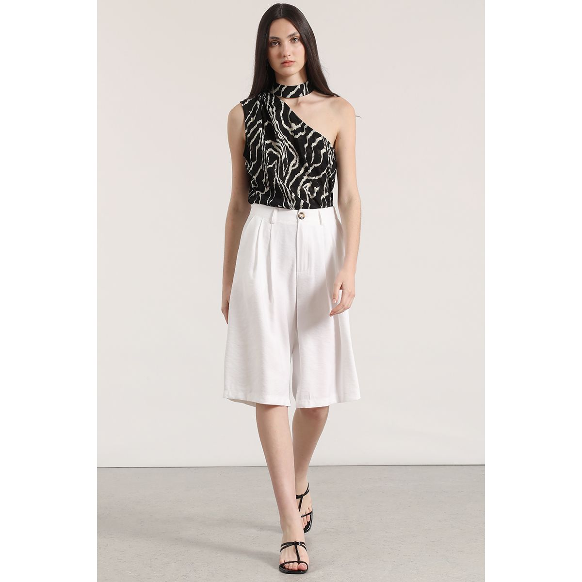 LIOLA - Bermuda con pliegue Liola mujer blanco