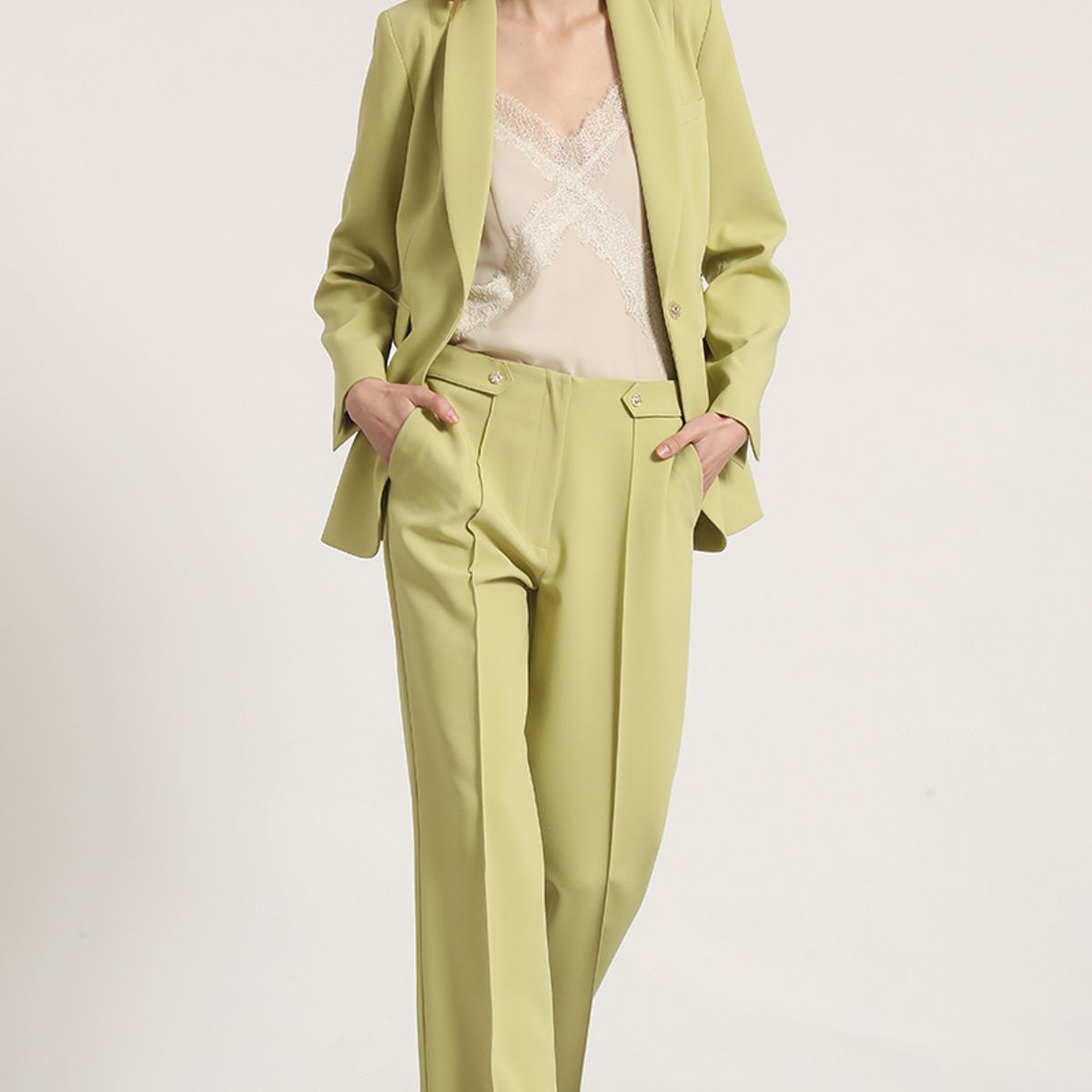 LIOLA - Pantalón recto aplicación Liola mujer pistacho