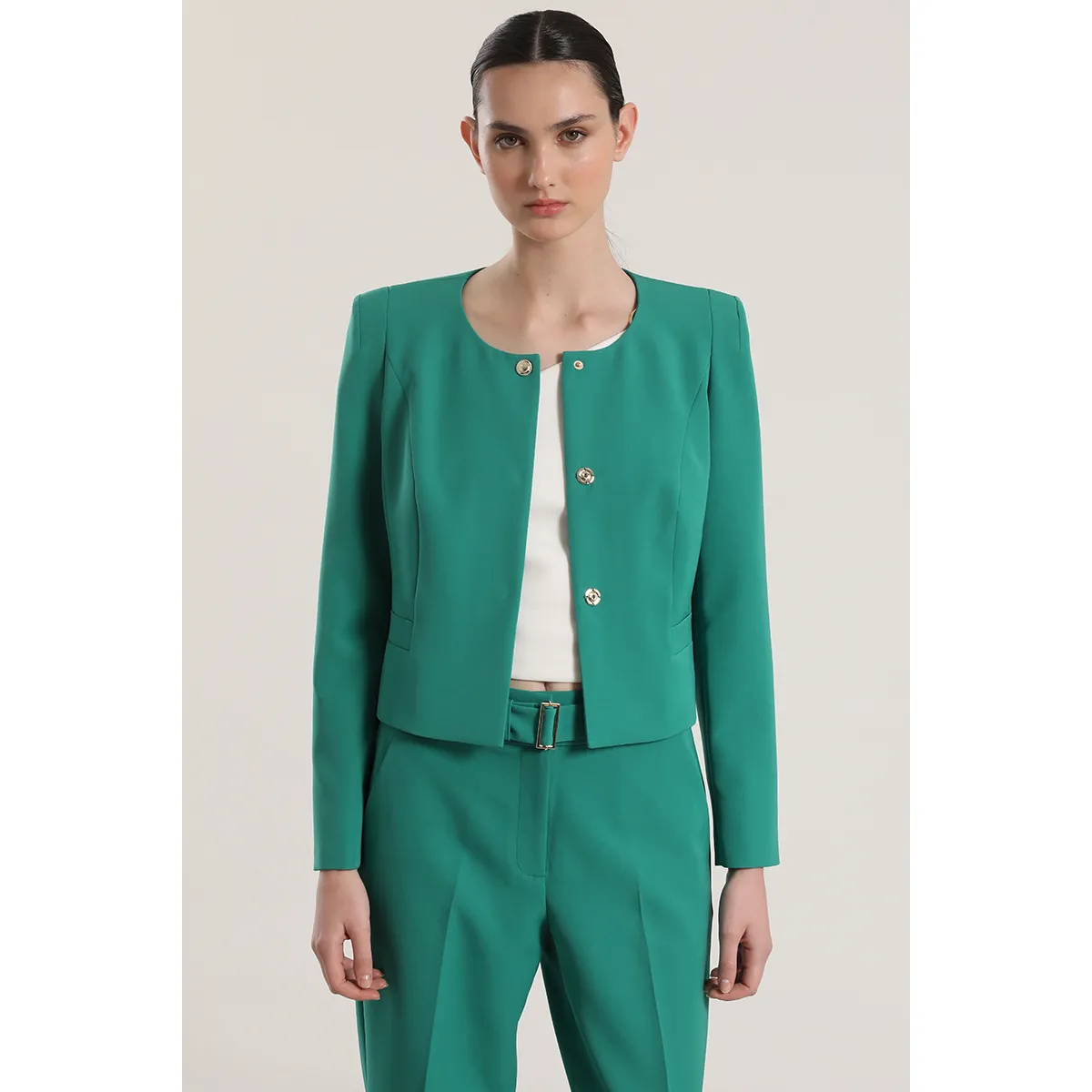 LIOLA - Chaqueta corta Liola mujer verde