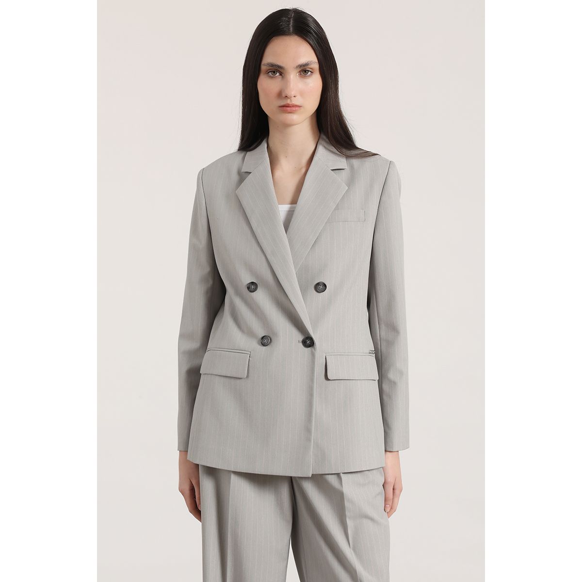 LIOLA - Blazer entallado cruce Liola mujer rosa