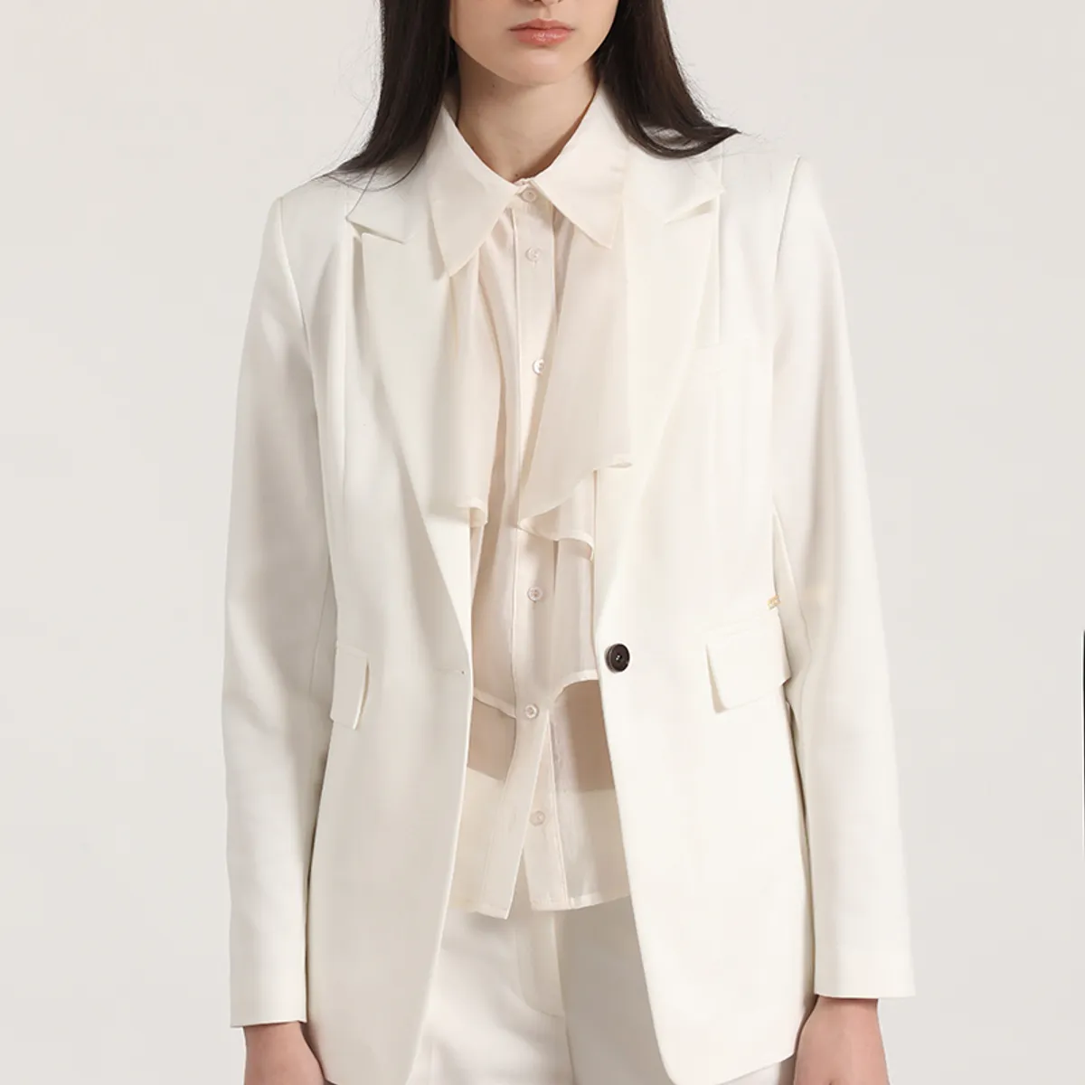 LIOLA - Blazer entallado clásico Liola mujer crudo